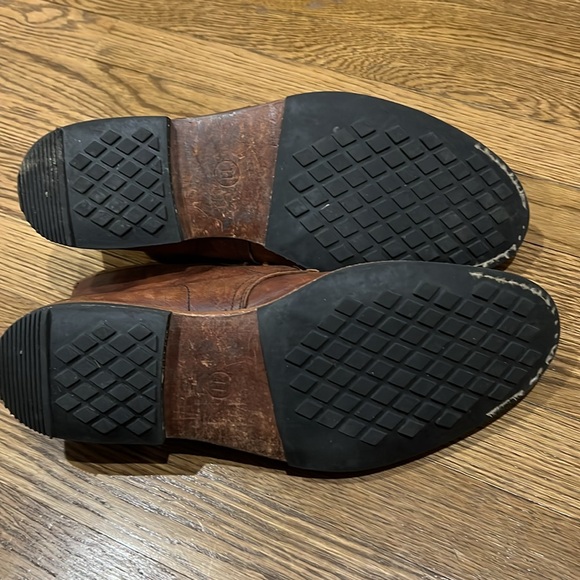 Timberland boot company - Picture 3 of 8